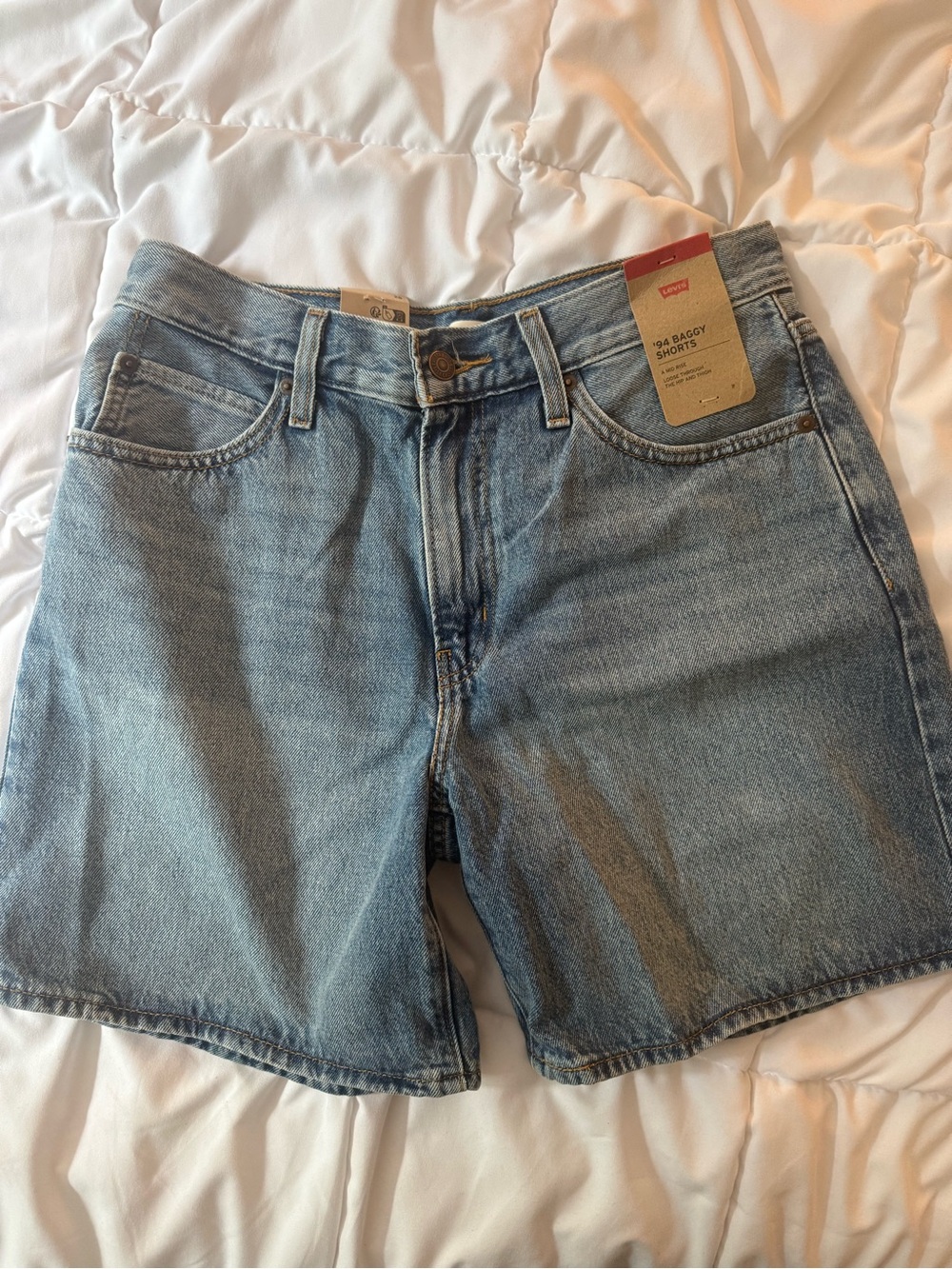 Levi's 94’ Baggy Denim Shorts - s28